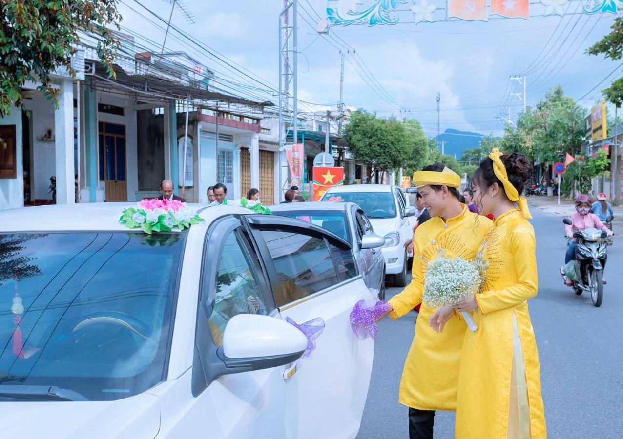 Khach San Son Ha Hotel Kon Tum ภายนอก รูปภาพ